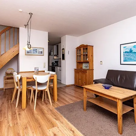 Papillon 15-8 Apartment